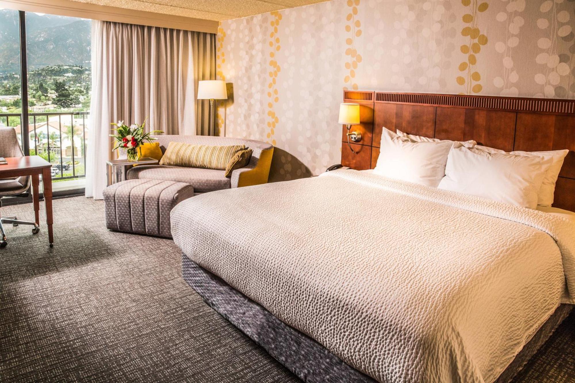 Courtyard By Marriott Los Angeles Pasadena/Монровия Экстерьер фото